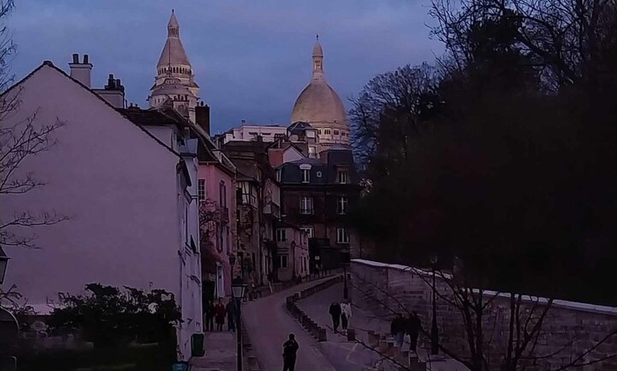 Image 10: Visite privée à pied essentielle de Montmartre
