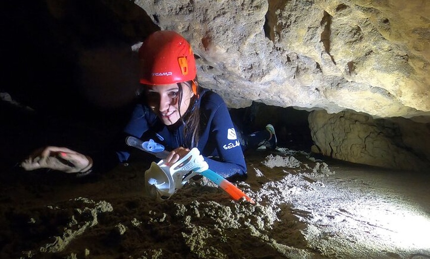Image 2: Alcudia Coasteering con Saltos Escalada y Cuevas