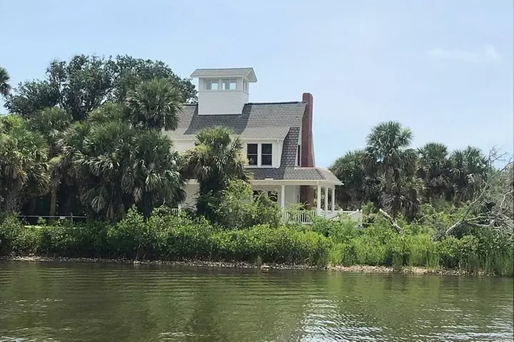 Wildlife Tour of Indian River Lagoon with Experienced Captain