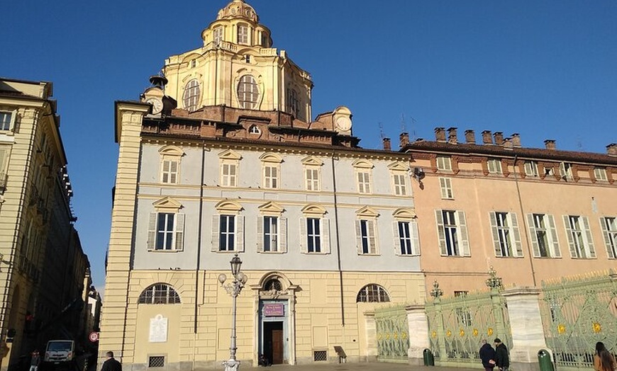 Image 6: Tour guidato a piedi delle principali attrazioni di Torino tra cui ...