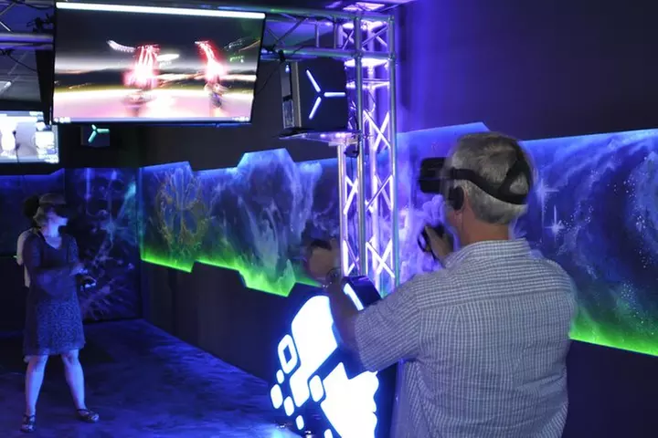 Virtual Reality (VR) Experience in Los Angeles