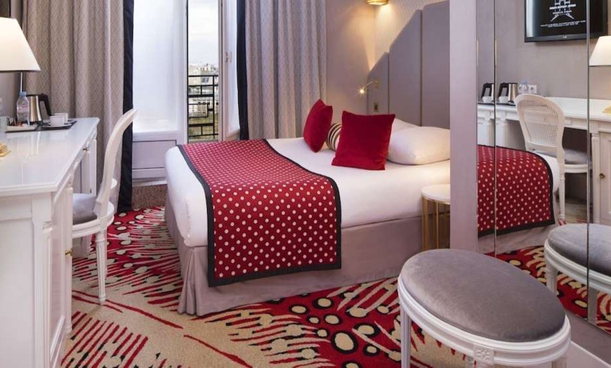 Image 1: ✈ FRANCE | Paris - Hotel Victor Hugo Paris Kleber 4* - Centre ville