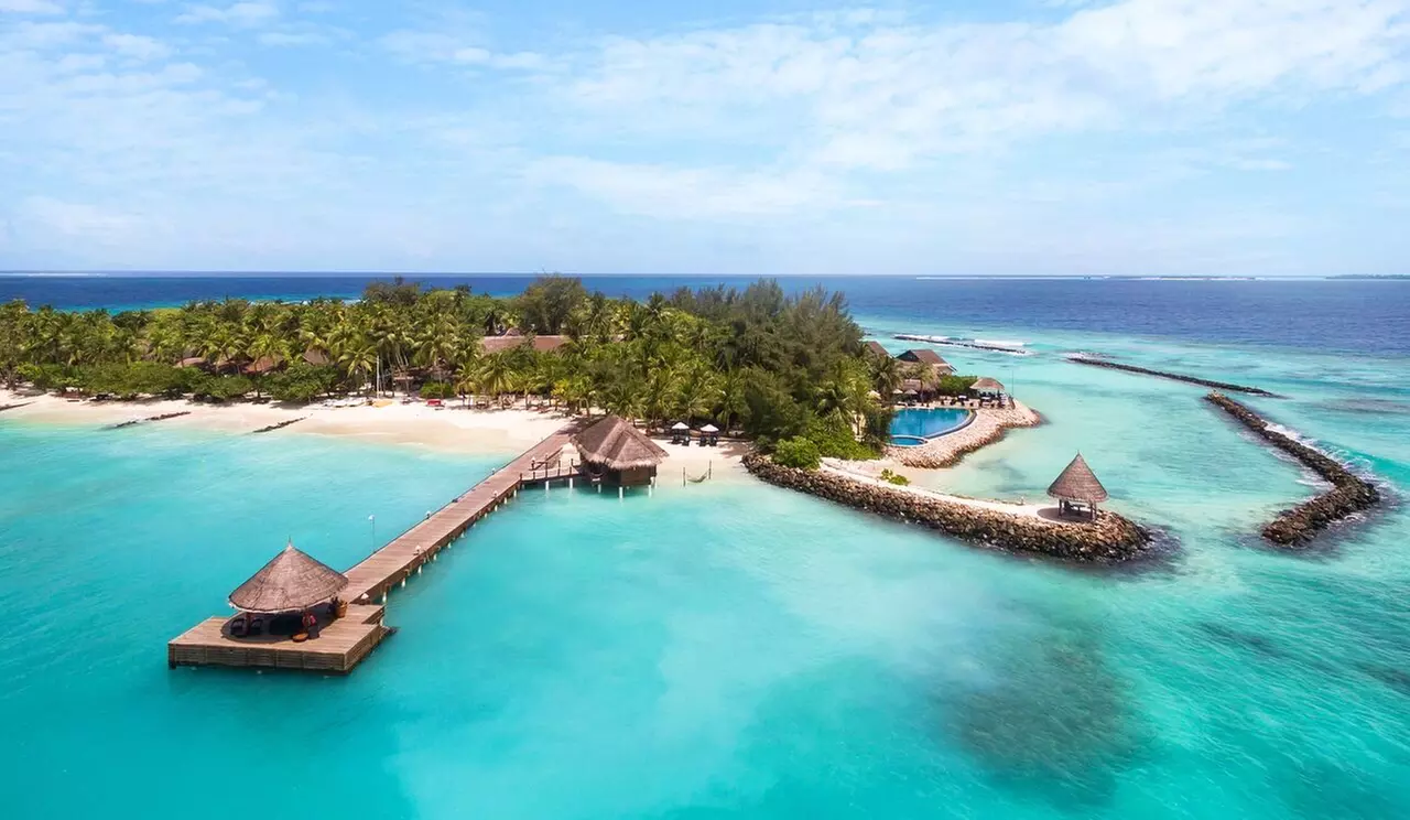 ✈ MALDIVE | Atollo di Malé Nord - Taj Coral Reef Resort & Spa 5*, 5...