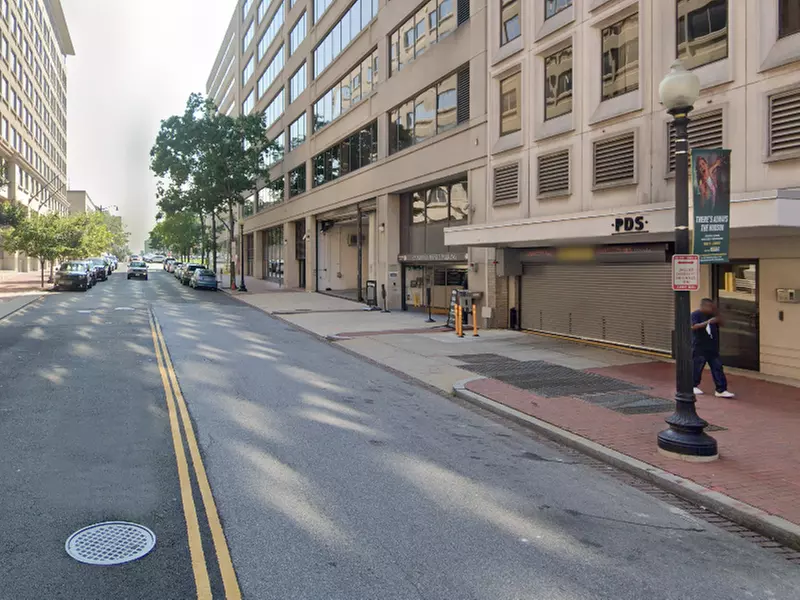 Parking at 625 Indiana Ave. Garage - Primary Image
