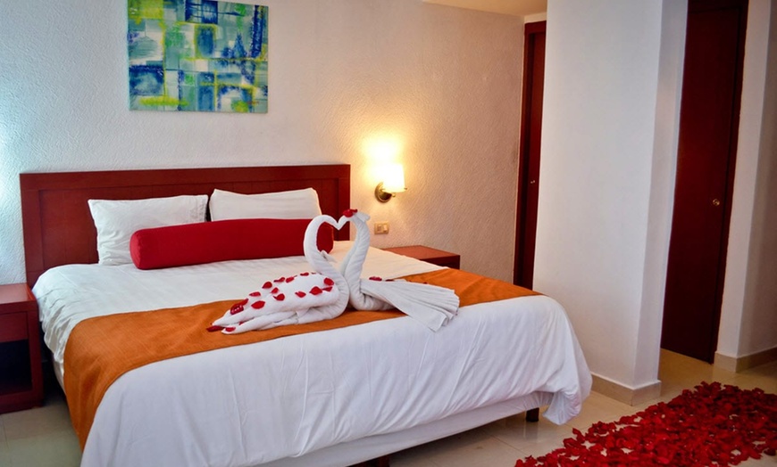 Image 5: ✈ MEXIQUE | Cancun - Beach House Dos Playas by Faranda Hotels 3* - ...