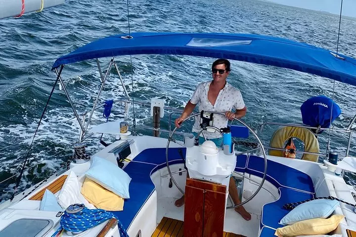 Private Luxury Yacht Charters, BYOB & Dolphins