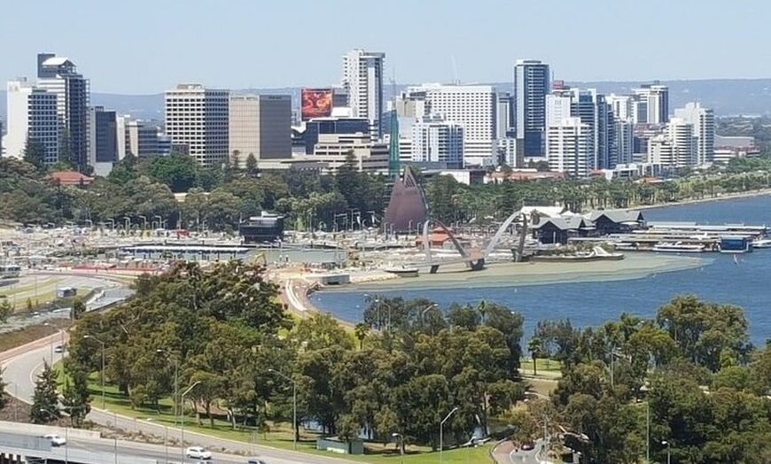 Image 3: Private One Day Perth Tour