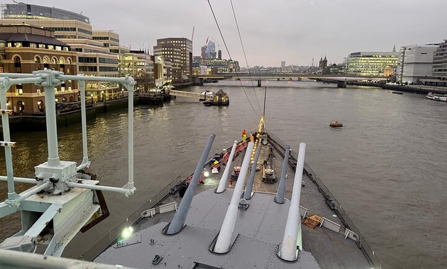 Image 12: HMS Belfast and Wartime Walking Tour in London Blitz