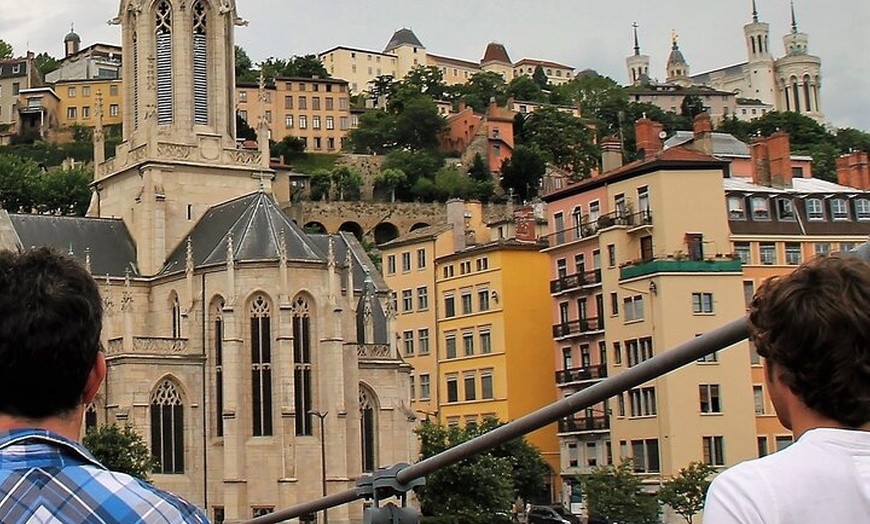 Image 2: Les incontournables de Lyon et ses secrets (visite à pied en petit ...