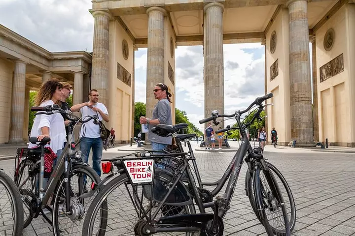 Berliner Mauer und Highlights E Bike Tour in Berlin - Primary Image