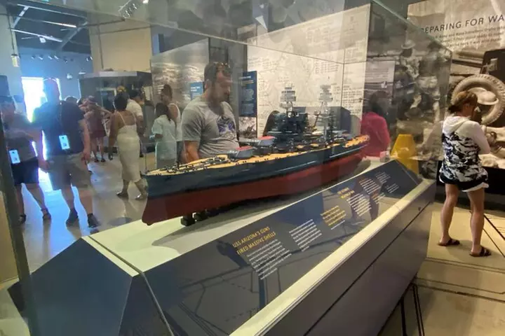 Luxury Pearl Harbor USS Arizona Memorial Small Group Tour