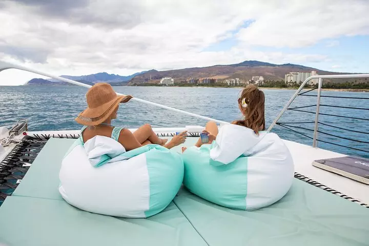 2-Hour Oahu Sunset Catamaran Sail