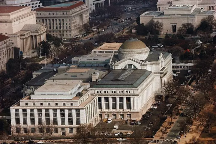 Smithsonian Natural History + American History - Exclusive Tour