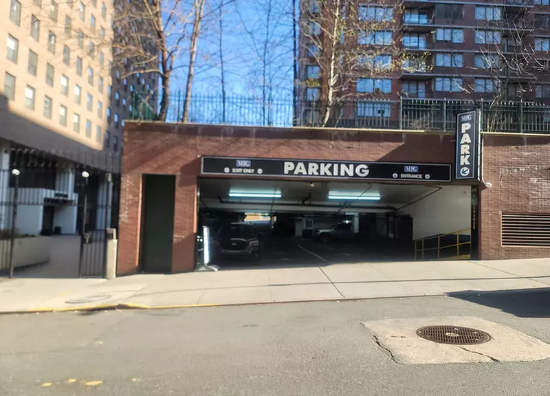 Parking at MPG Parking - MP Certo 60 Parking LLC Garage