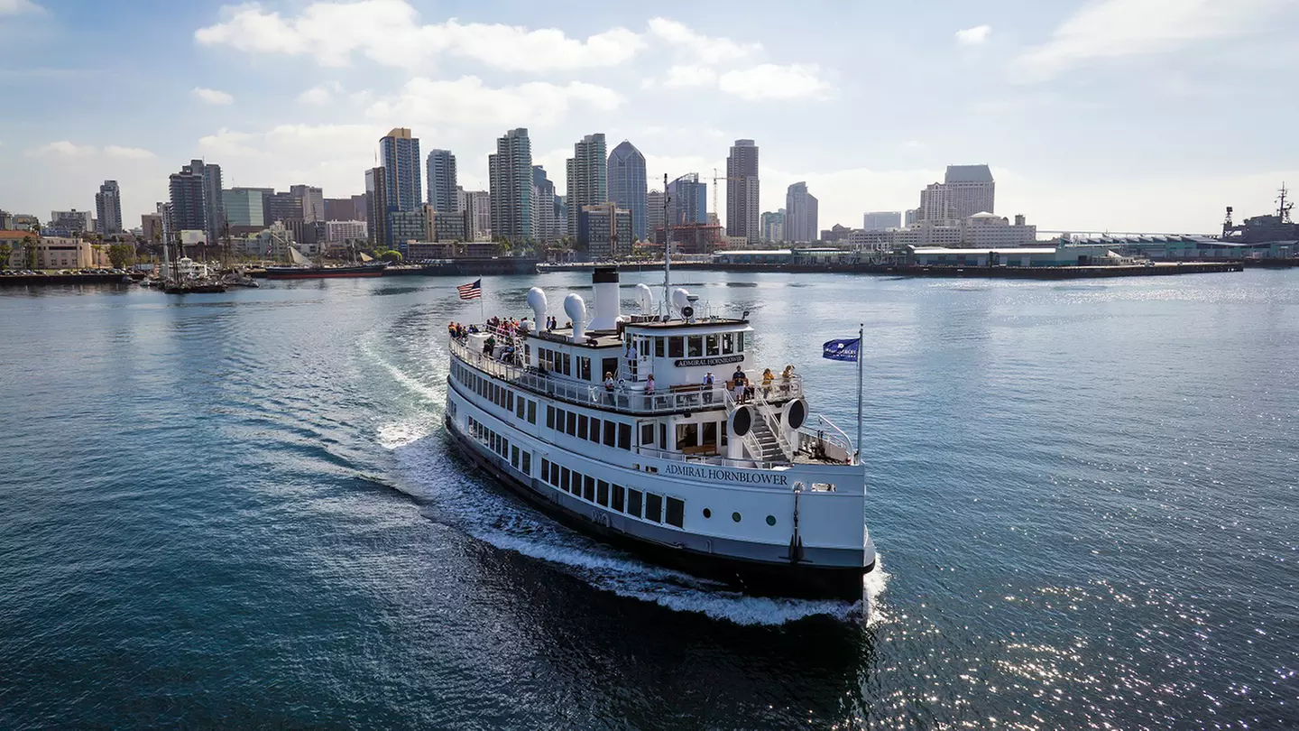 'Tis the Season Holiday Lunch Cruise at Hornblower Cruises & Events San Diego - Primary Image