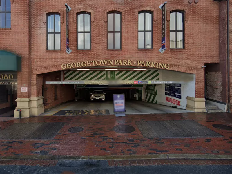 Parking at Georgetown Park Garage