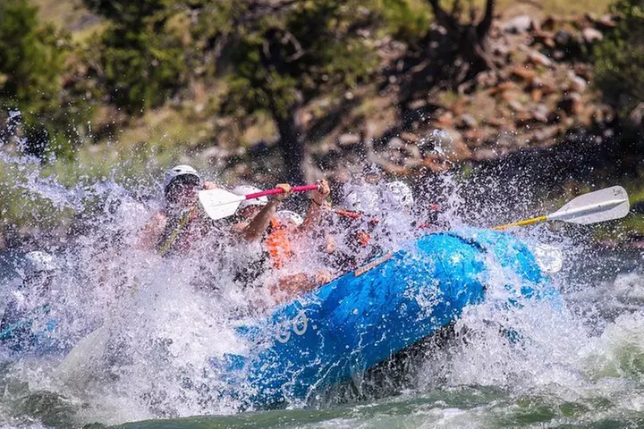 18 Mile Yellowstone Whitewater Trip - Primary Image