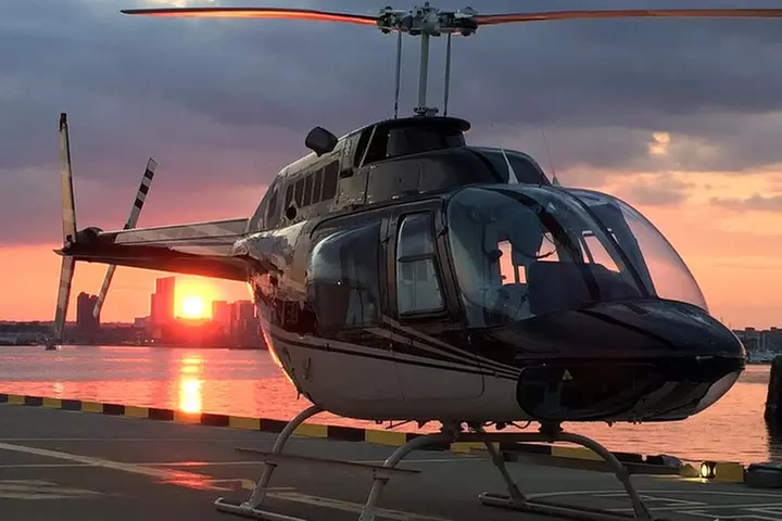 Platinum Package - Helicopter Tour with Dinner at Ruth's Chris or Capital Grille - Primary Image