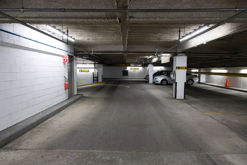Parking at 33 West Monroe Garage