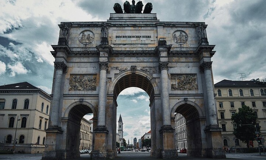 Image 3: Private Münchner 5-stündige Stadtrundfahrt