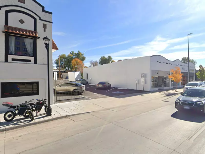 Parking at 1920 S. Broadway Lot