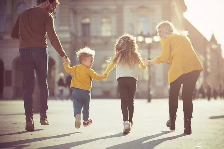 Astonishing Scavenger Hunt: Surf, Sand and Sculptures!