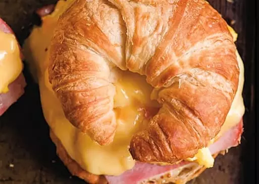 5% Cash Back at The Breakfast Nook