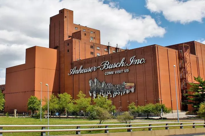 Private St. Louis Gastronomy Tour (BBQ Joints & Breweries)