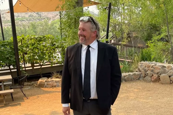 Private Wine Tour, Voted best in town, Tastings Included!