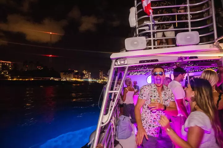 Waikiki Friday Fireworks Party Cruise with Live DJ & Full Bar