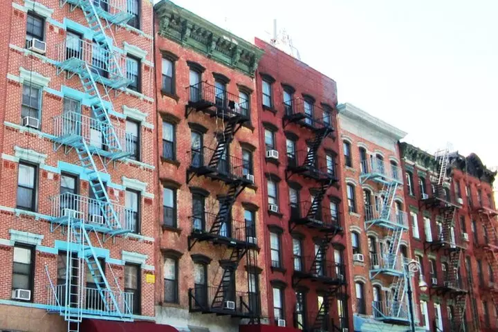 Private Tour Lower East Side, Chinatown and Little Italy in New Yor...