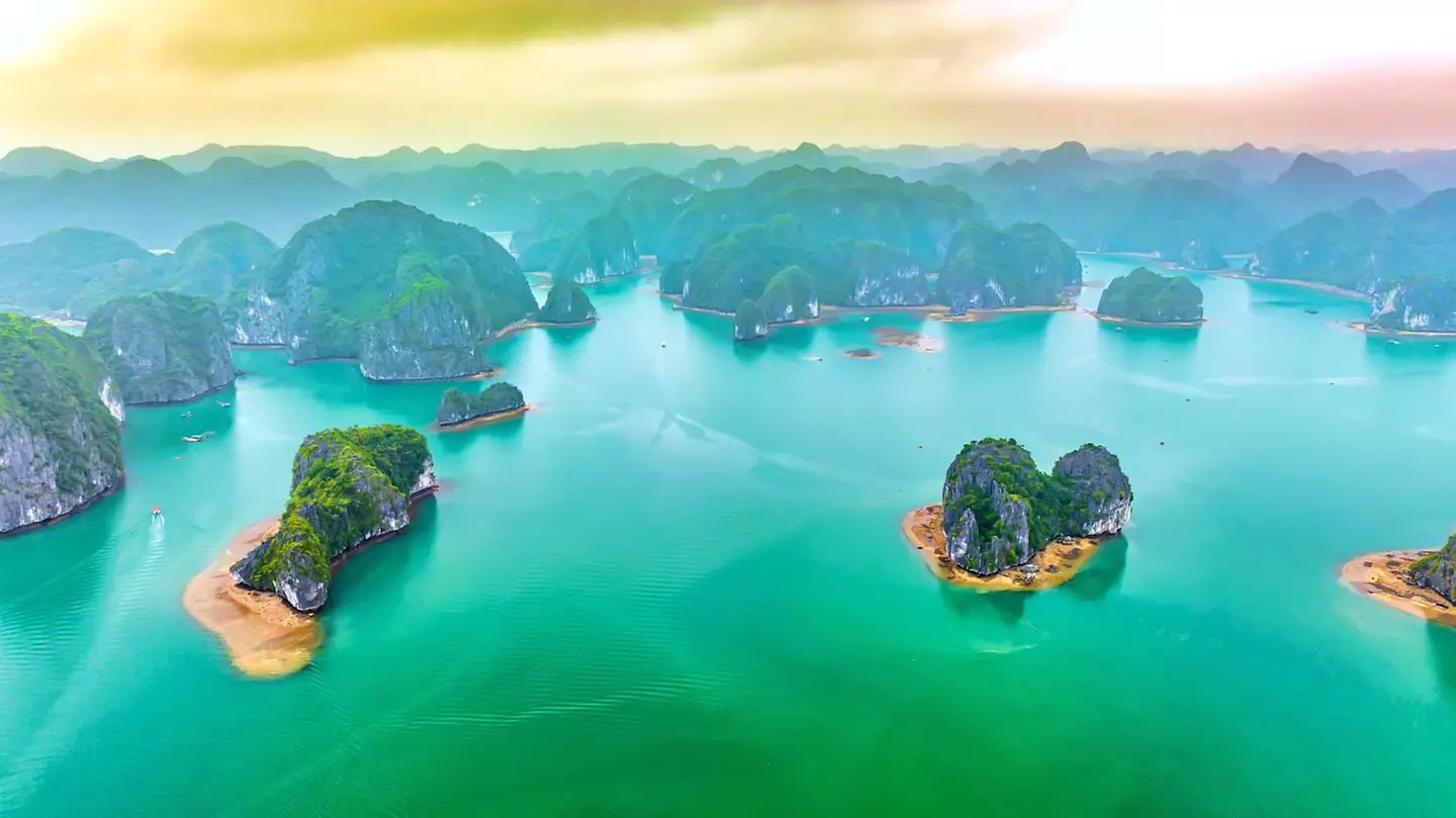 ✈ VIETNAM & CAMBOGIA | Da Hanoi a Siem Reap - Fuga in Vietnam e Cam...