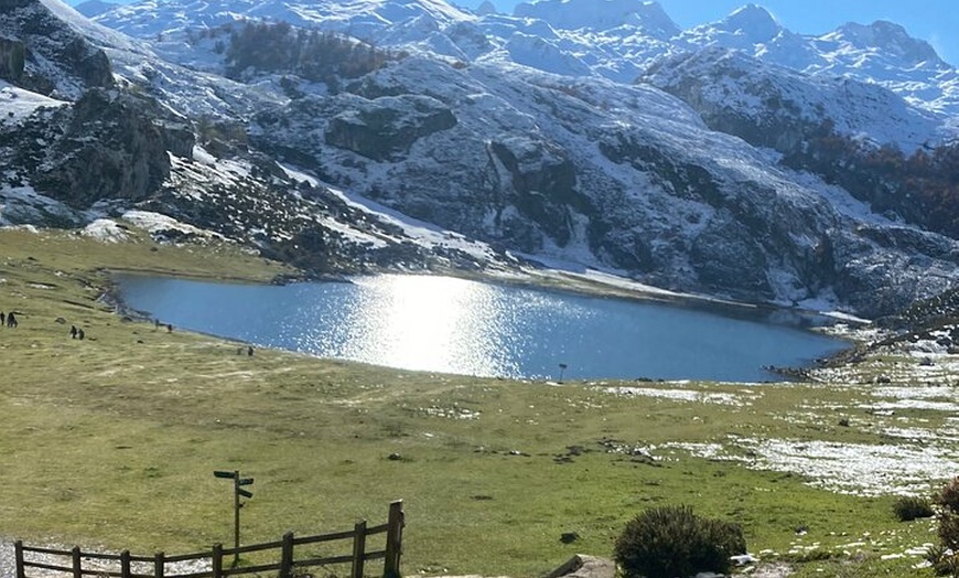 Image 10: Tour Privado a Lagos de Covadonga en Coche desde Oviedo y Gijon