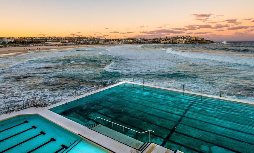 Image 3: Sydney: PRIVATE City Highlights & Ocean Front Luxe Tour (4h)