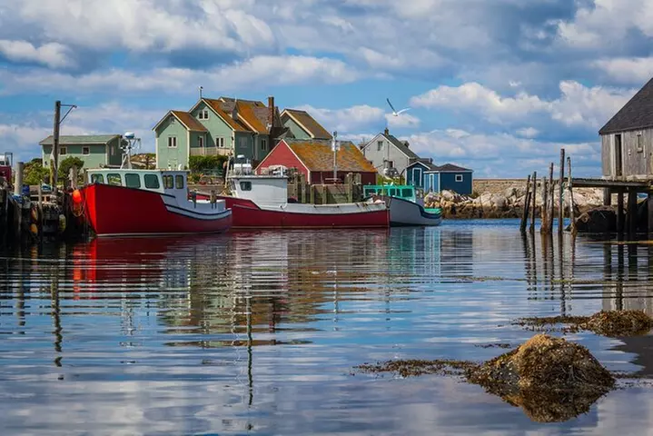 Peggy's Cove Express Small Group from Halifax - Primary Image