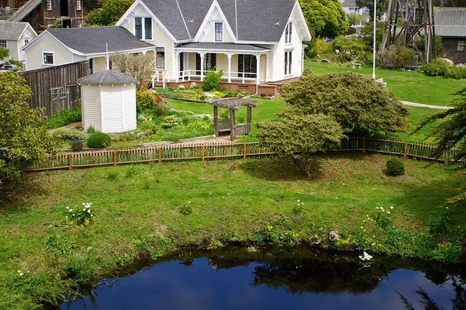 Walking Tour of Mendocino,CA - Primary Image