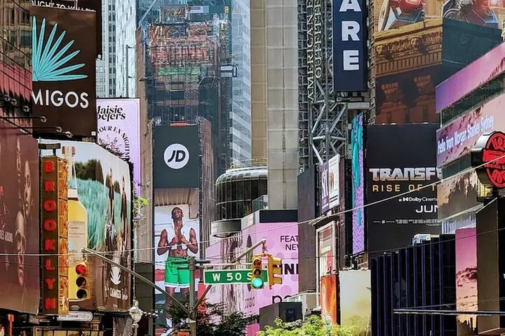 Private Midtown Manhattan Art and Architecture Walking Tour
