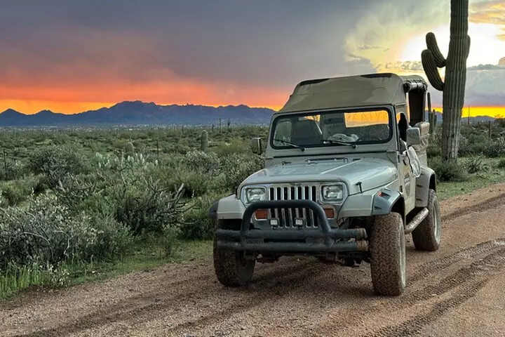 Sonoran Desert Jeep Tour at Sunset