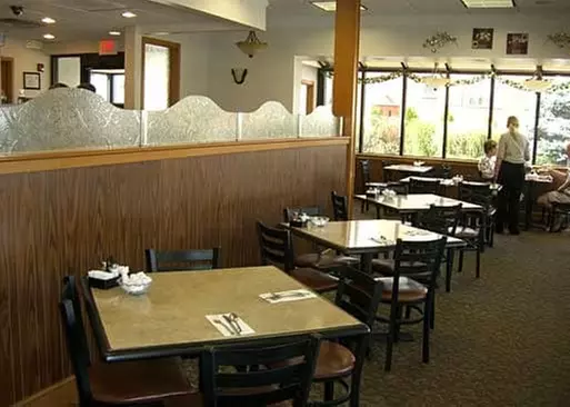 5% Cash Back at Spinelli's Wayside Family Res...