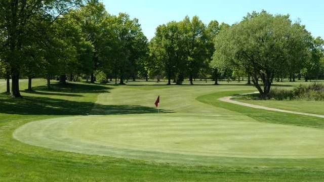 Online Booking - Round of Golf at Willow Creek Golf Club