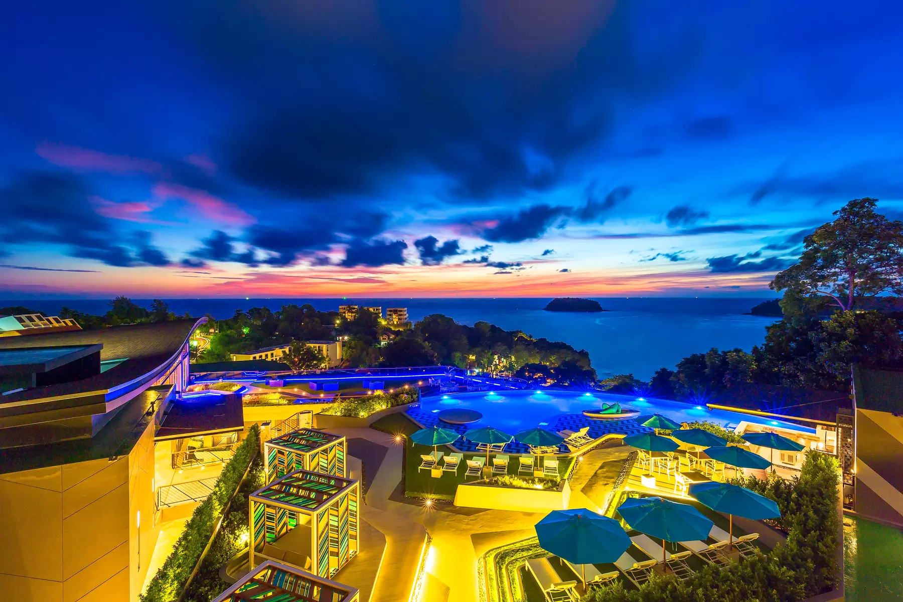 ✈ SÜDTHAILAND | Phuket - The SIS Kata - Adult Only 4*, 5 Nächte - Spa