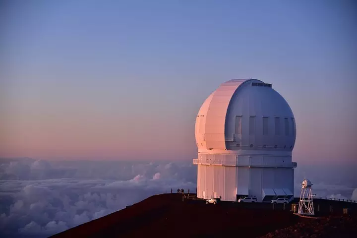 Mauna Kea Summit Tour with Free Night Star Photo