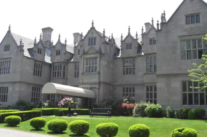 Newport Ocean Drive Sightseeing Tour - Primary Image