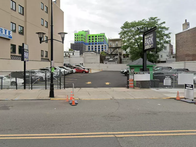 Parking at 388 Market St. Lot - Valet