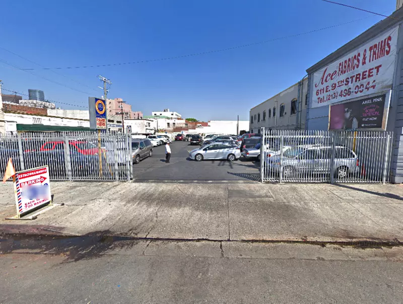 Parking at 601 E. 9th St. Lot