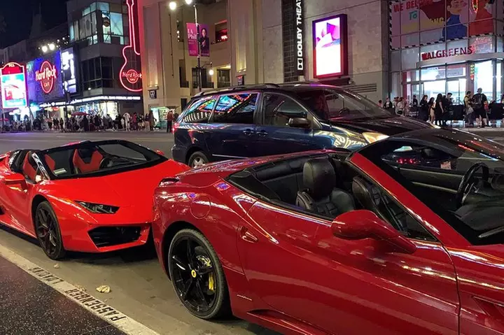 20-Minute Driving Tour: Hollywood to Sunset Blvd in a Lamborghini