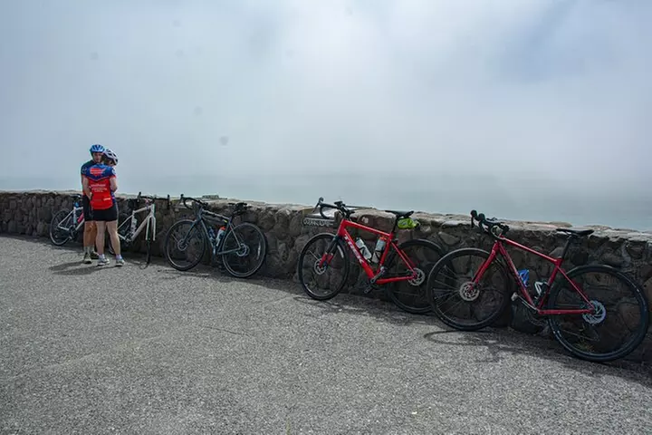 Small Group Bike Tours From Chicago to Lake Geneva