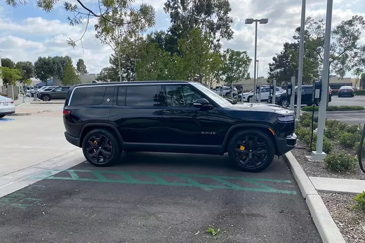 Departure by Eco SUV from Las Vegas City to Las Vegas LAS Airport