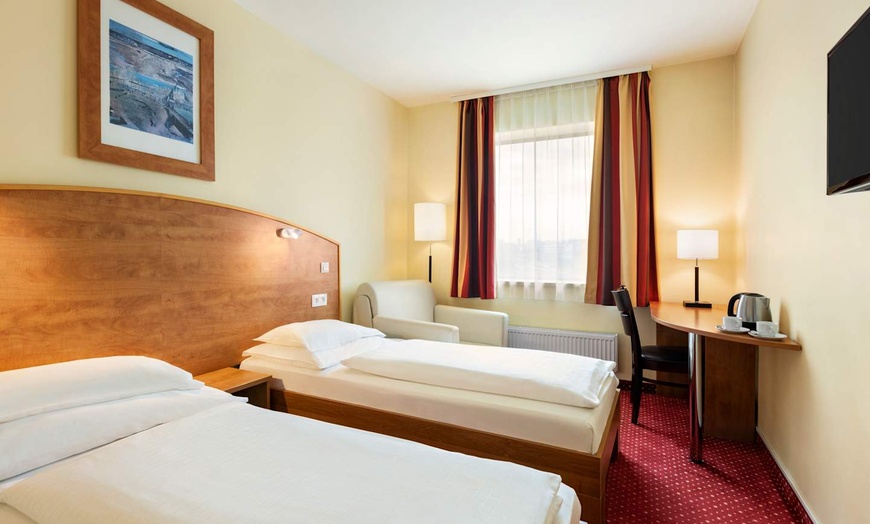 Image 29: ✈ TSJECHIË | Praag - Amedia Express Prague Trademark Collection by ...