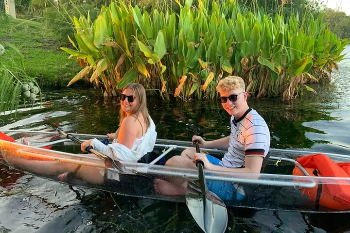 2-Hour Clear Kayak & Clear Paddleboard(SUP) Rental in Orlando